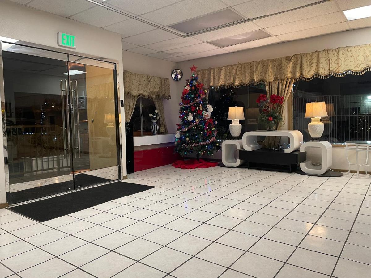 Grand Inn Fullerton Extérieur photo