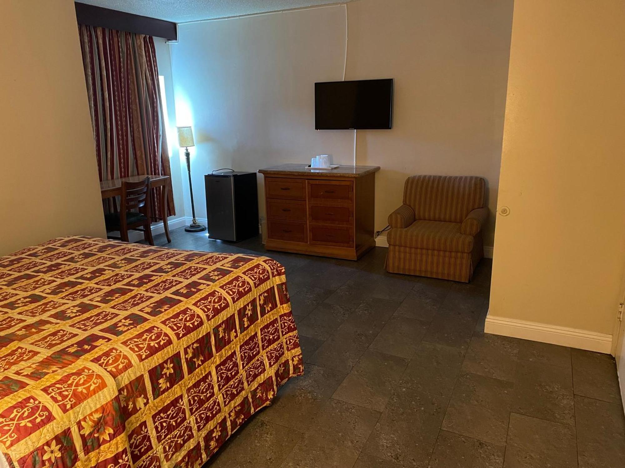 Grand Inn Fullerton Extérieur photo