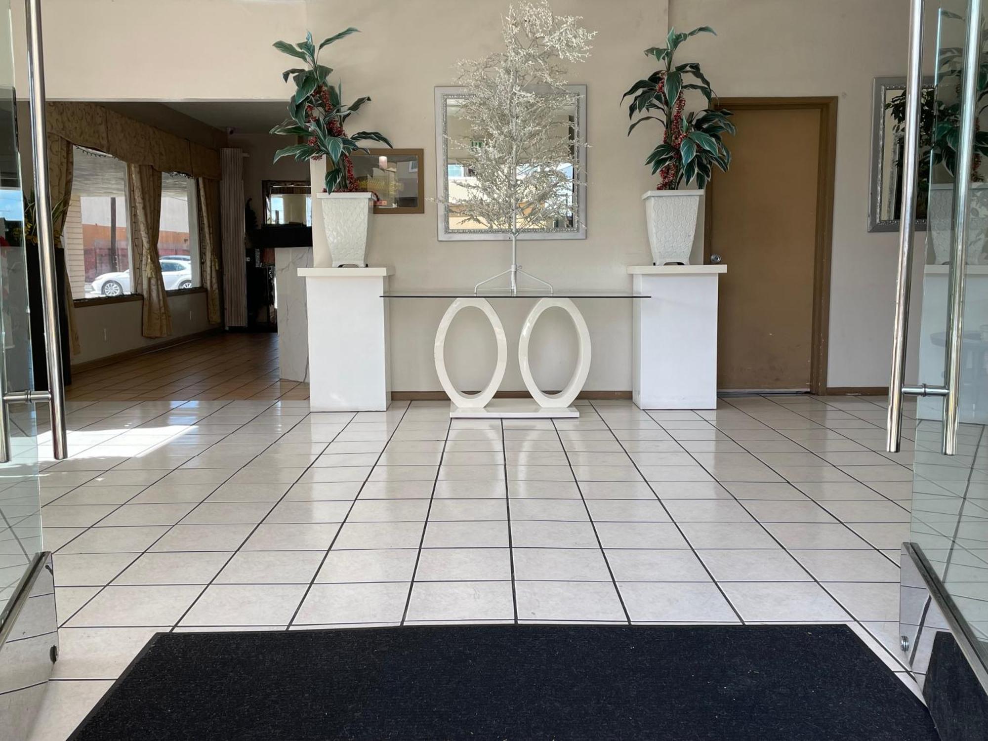 Grand Inn Fullerton Extérieur photo