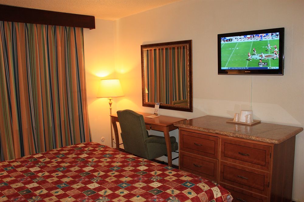 Grand Inn Fullerton Extérieur photo
