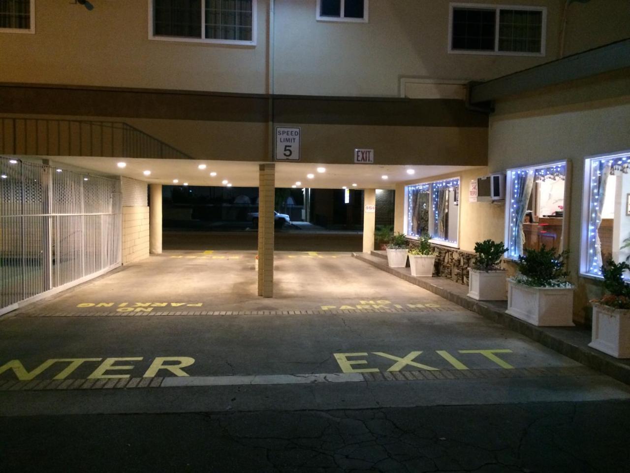 Grand Inn Fullerton Extérieur photo
